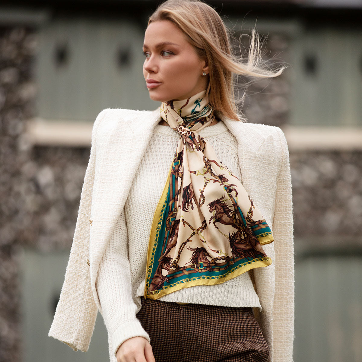 The Tied Choker, the best way to tie a classic or rectanglur silk scarf.